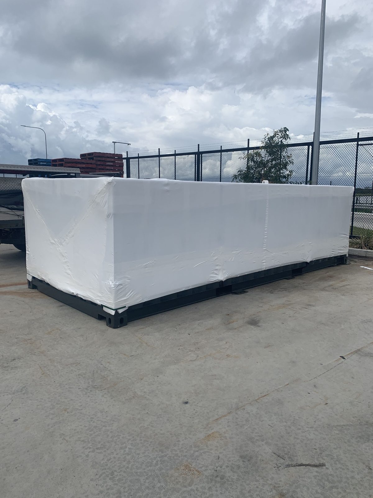 Storage & Freight shrink wrapping
